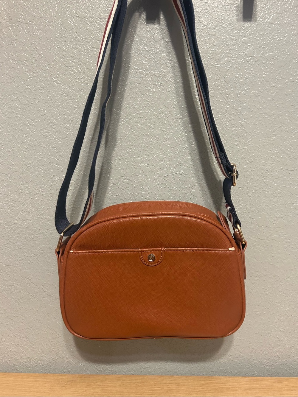 Joules Tan Saffiano Leather Look Trent Camera Bag Crossbody Striped Strap